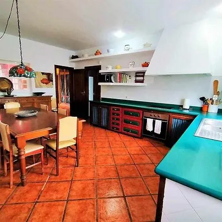 Magnificent With Panoramic Views Dağ evi